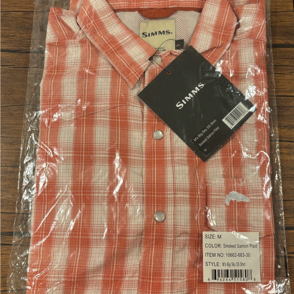 Medium Men’s Simms Short Sleeve Plaid Shirts
